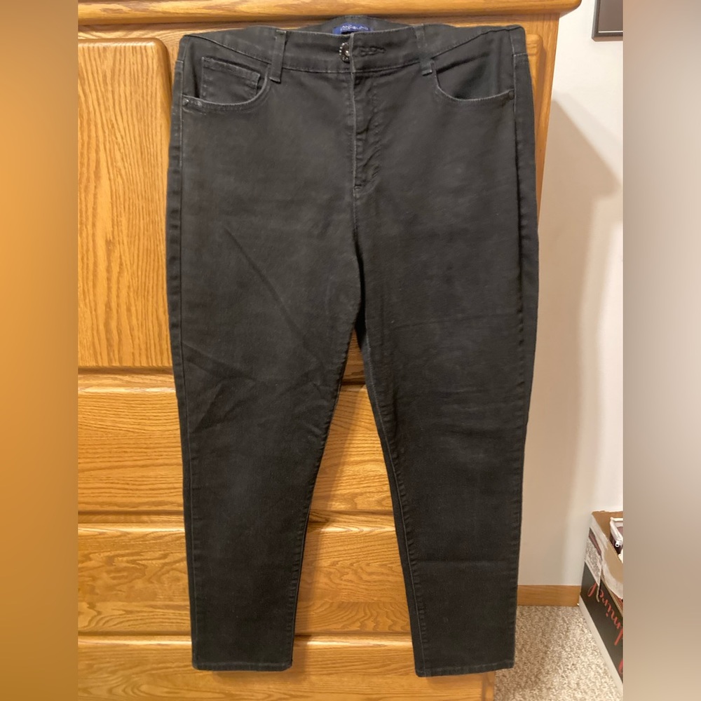 Bandolino jeans black size 12 good used condition